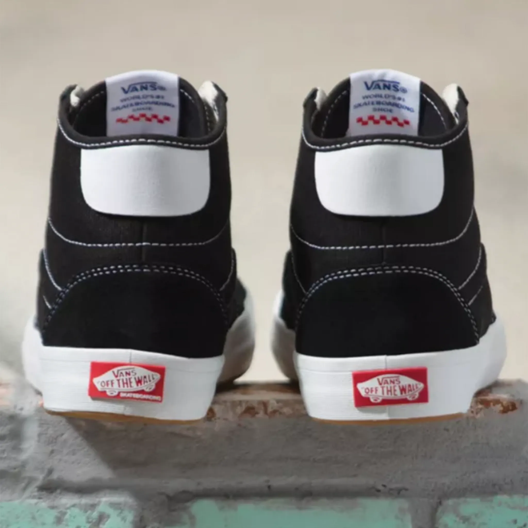 Vans UA The Lizzie Black/White